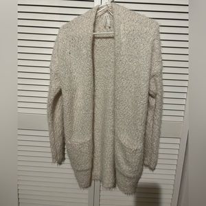 Open front long knitted cardiagan